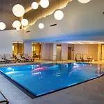 Oesterreichischer Hof-im Bademantel Direkt In Alpentherme