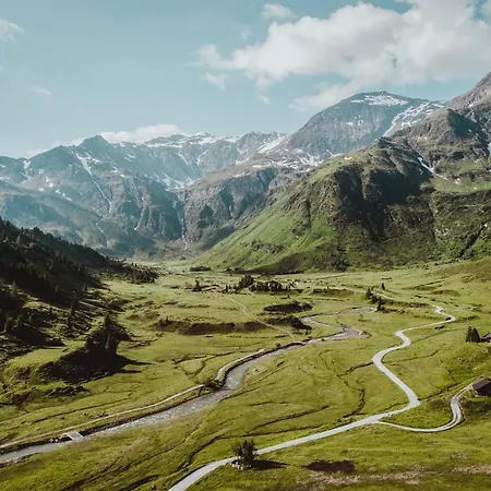 Oesterreichischer Hof-im Bademantel Direkt In Alpentherme باد هوفغاستين