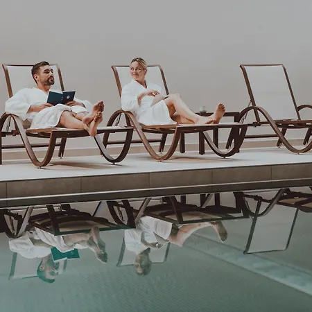Oesterreichischer Hof-im Bademantel Direkt In Alpentherme 4*