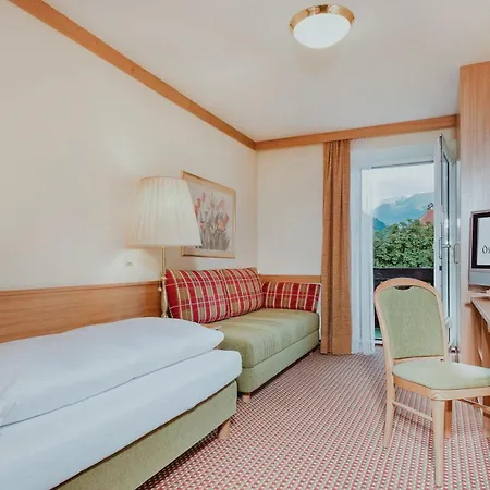 Oesterreichischer Hof-im Bademantel Direkt In Alpentherme