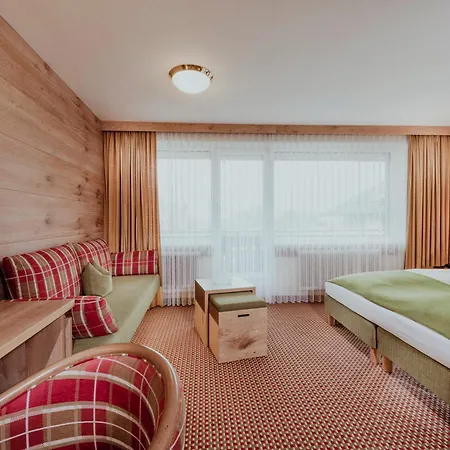 Oesterreichischer Hof-im Bademantel Direkt In Alpentherme バート・ホーフガシュタイン