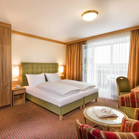 호텔 Oesterreichischer Hof-im Bademantel Direkt In Alpentherme 4*
