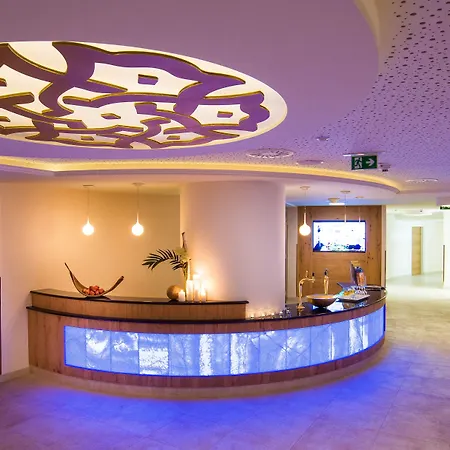 Oesterreichischer Hof-im Bademantel Direkt In Alpentherme ホテル 4*