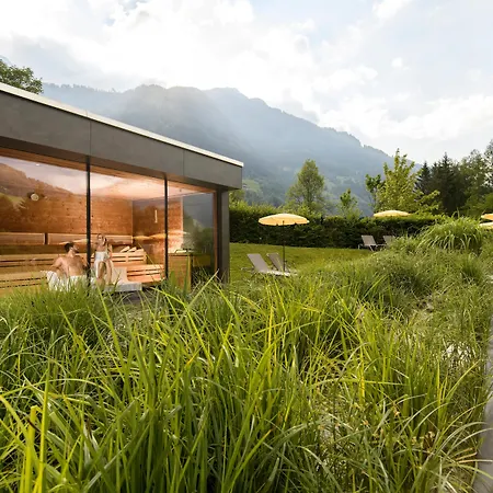 Oesterreichischer Hof-im Bademantel Direkt In Alpentherme ホテル
