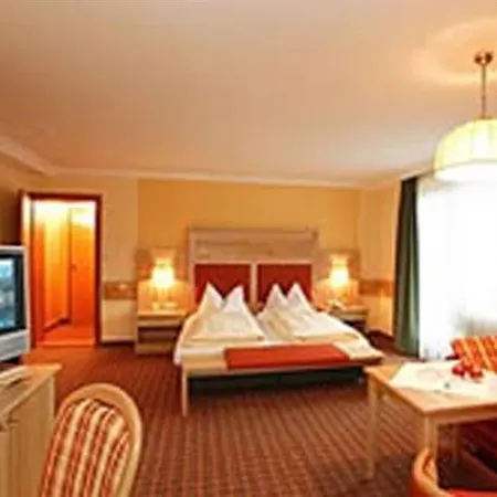 Hotel österreichischer Hof-im Bademantel Direkt In Alpentherme Bad Hofgastein