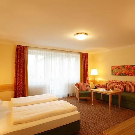 Hotel österreichischer Hof-im Bademantel Direkt In Alpentherme Bad Hofgastein