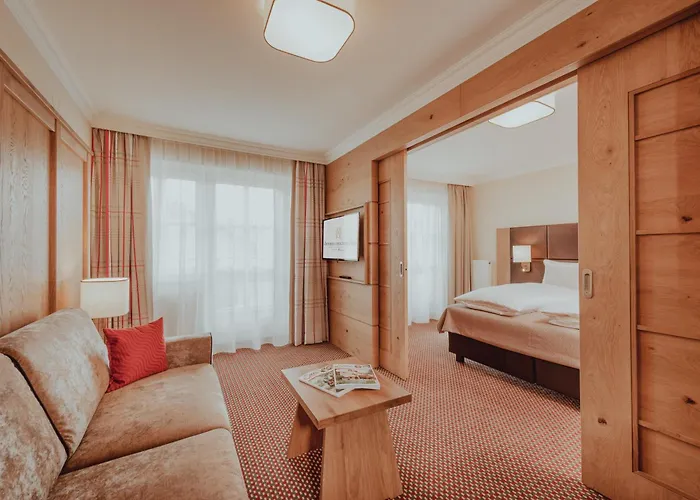 Oesterreichischer Hof-im Bademantel Direkt In Alpentherme Hotel