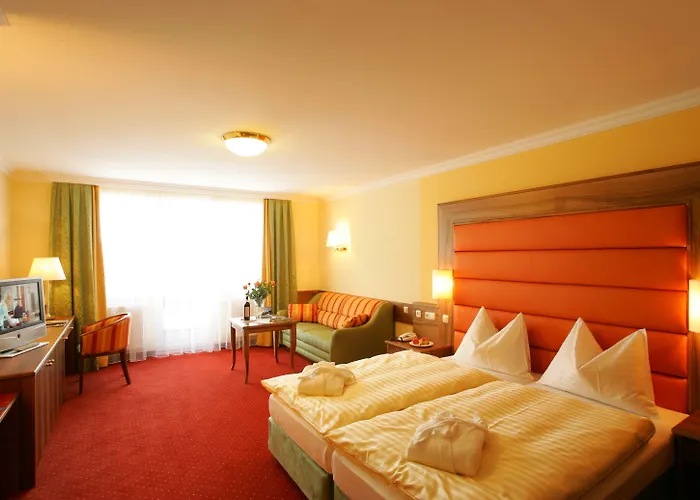 Oesterreichischer Hof-im Bademantel Direkt In Alpentherme Bad Hofgastein